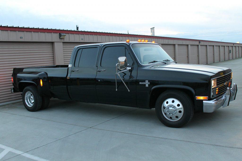 All blacked out 1984 Chevrolet C30 Silverado Crew Cab Pickup Dually (Unrestored!)