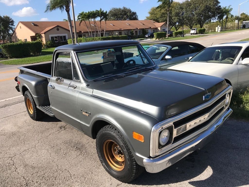 1970 Chevy C10 custom step side long bed