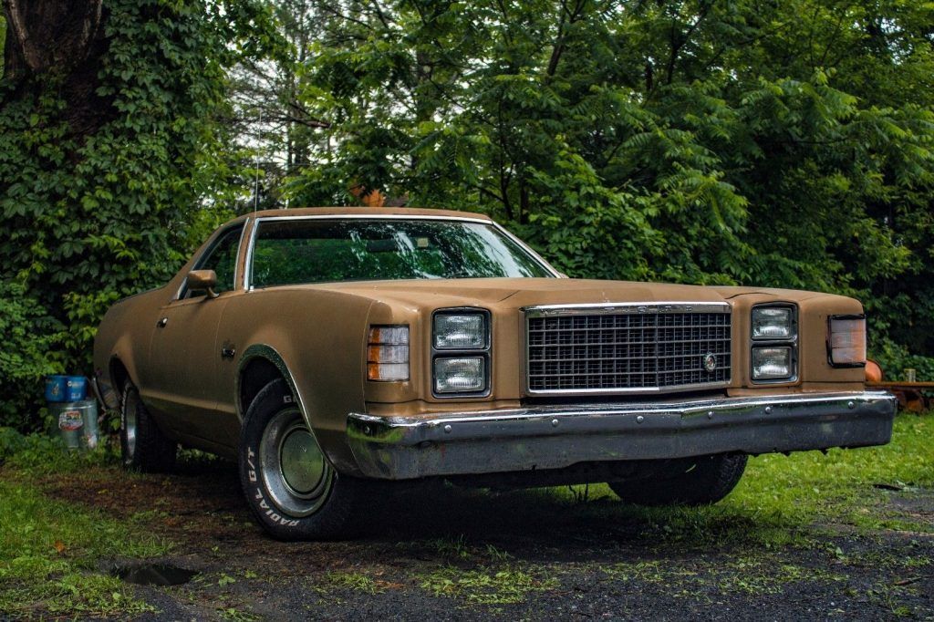 solid 1978 Ford Ranchero 500 vintage truck