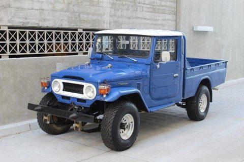 very nice 1977 Toyota Land Cruiser Air Conditioning vintage truck for sale