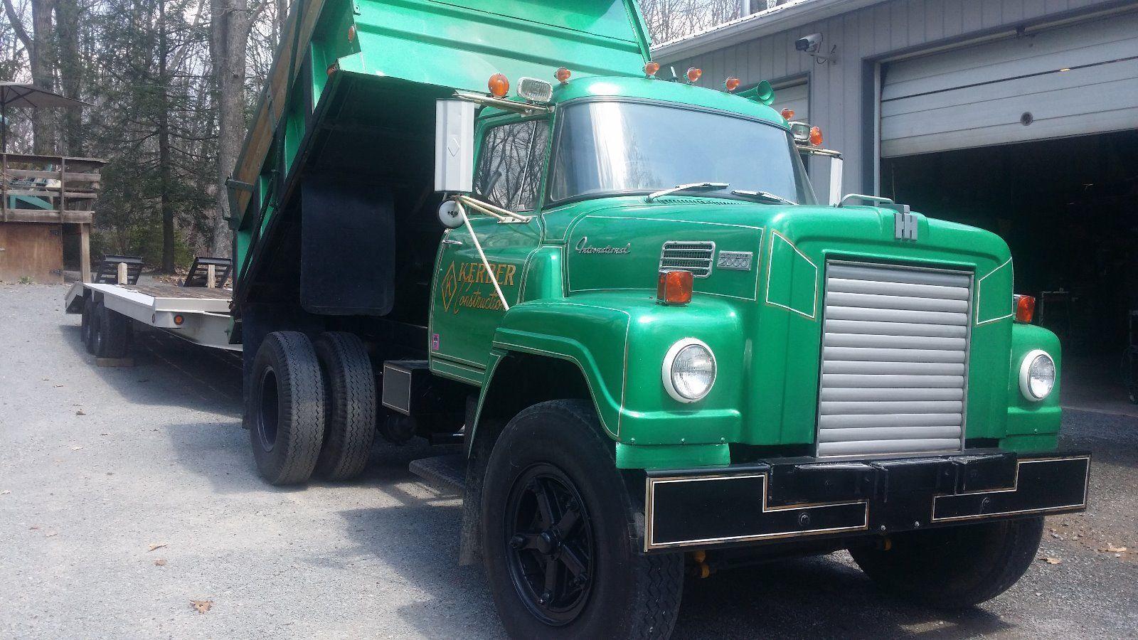 well serviced 1976 International Fleetstar 2000 vintage truck for sale