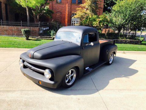 nicely customized 1952 Ford F 100 vintage pickup for sale