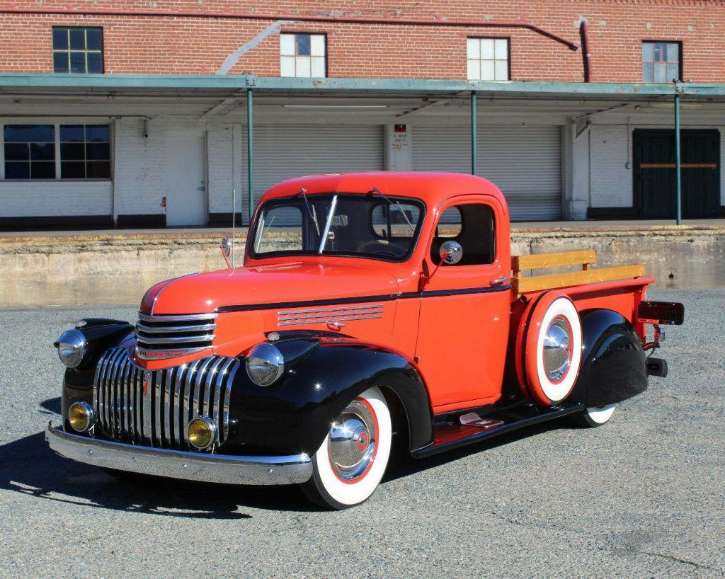customized 1946 Chevrolet Pickups DeLUXE vintage