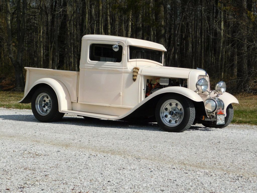 customized 1934 Ford Pickup vintage