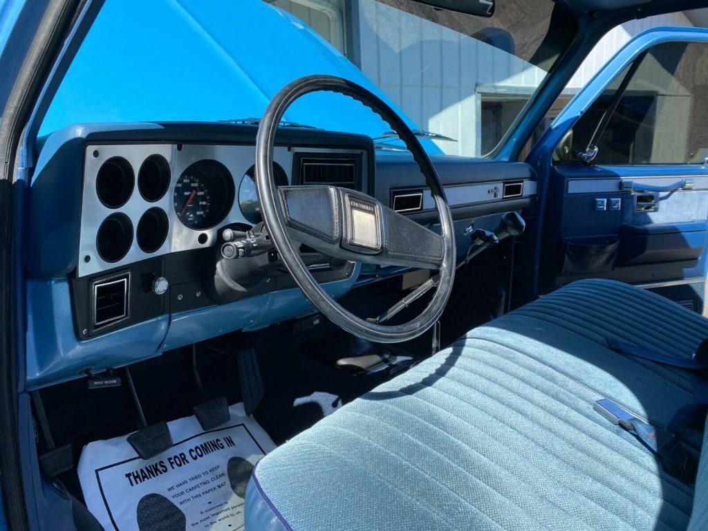 fully redone 1987 Chevrolet C/K Pickup 3500 vintage