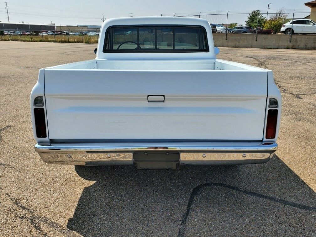 1972 GMC Sierra 1500 [restored and upgraded]