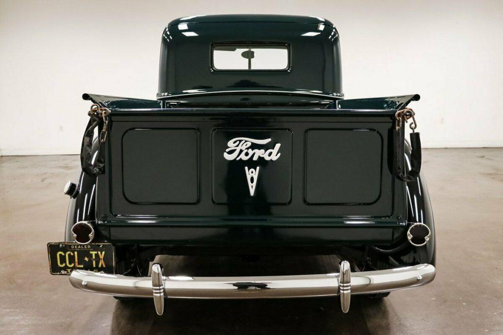 1940 Ford Pickup vinage [fully restored]