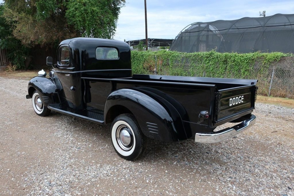 1940 Dodge 1 Ton restored Pickup vintage [garage kept]