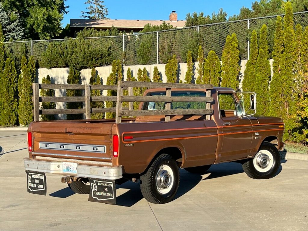 1975 Ford F-250 vintage [repaired and upgraded]