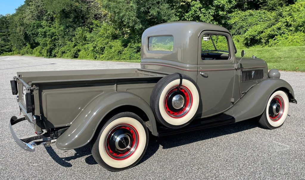 1937 Ford 1/2 Ton Pickup vintage [beautifully restored]
