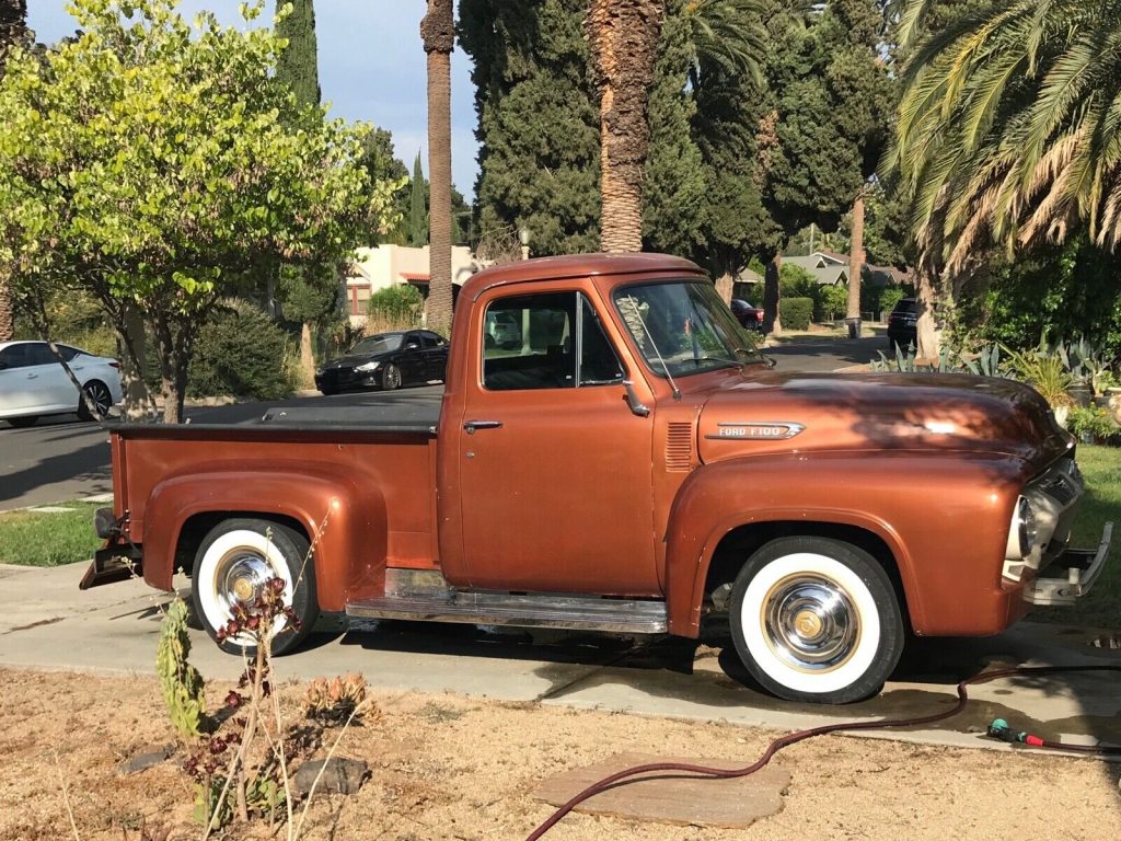 1954 Ford F-100 short bed vintage truck [So Cal drag racing push truck]
