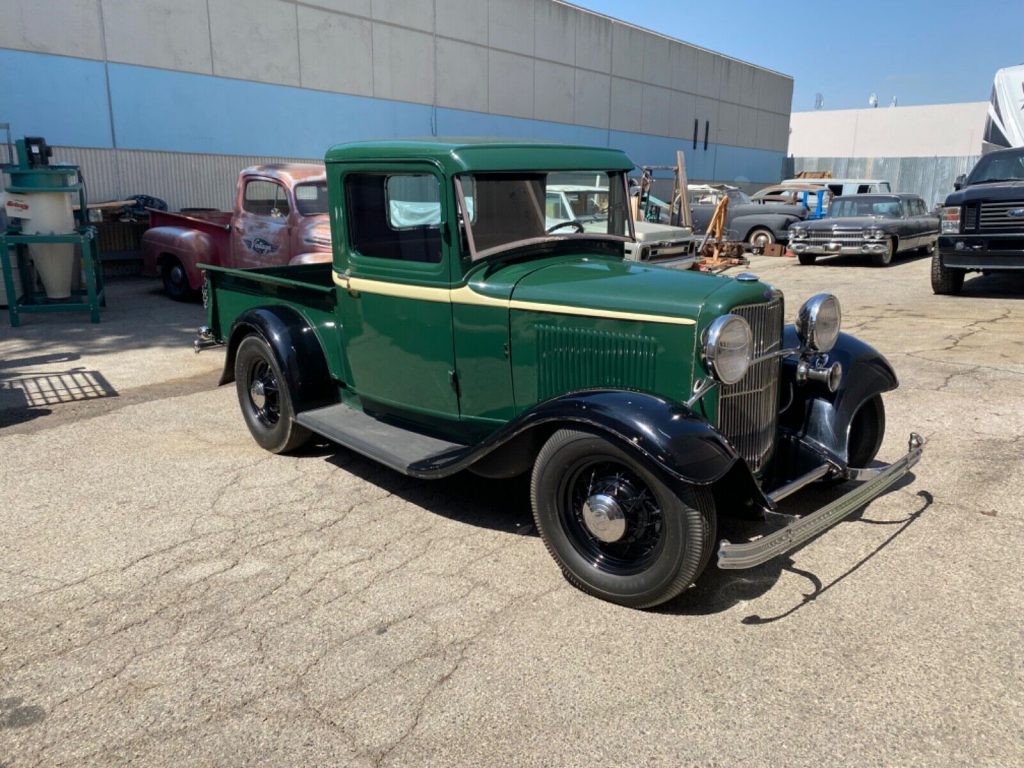 1932 Ford Pickup vintage [older paint]