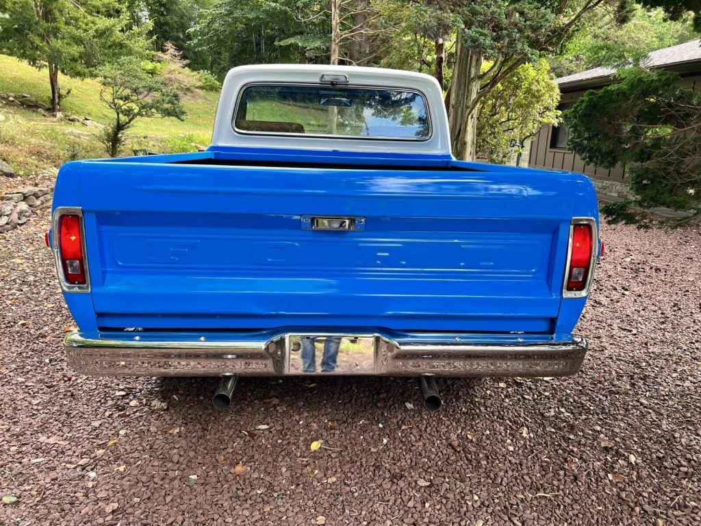 1972 Ford F-100 vintage truck [meticulously restored to original]