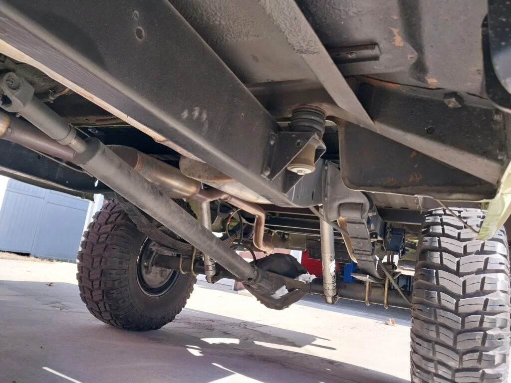 1970 Chevrolet Shortwide 4X4 vintage truck [factory color]